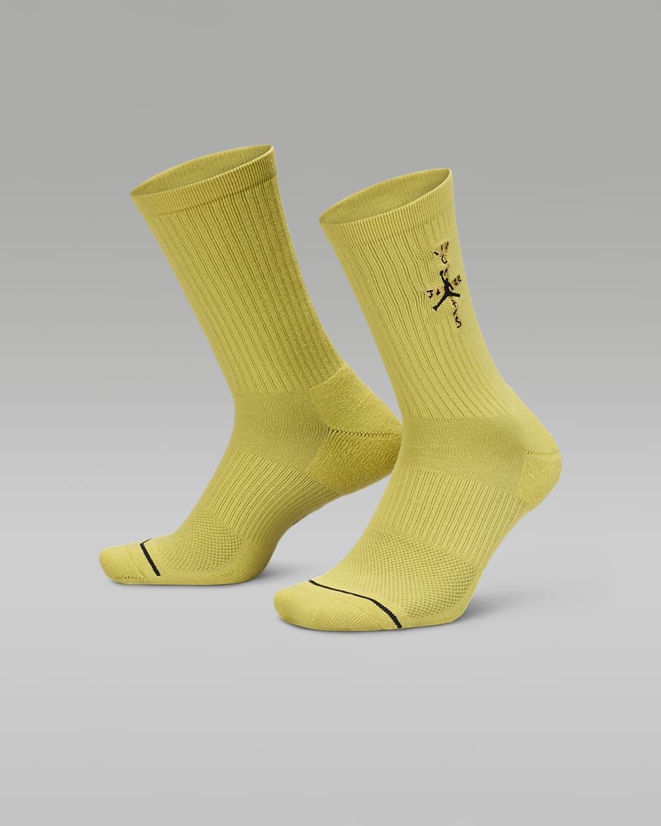 NIKE公式】ジョーダン x トラヴィス スコット エブリデイ クッションド クルー ソックス (1足).オンラインストア (通販サイト)